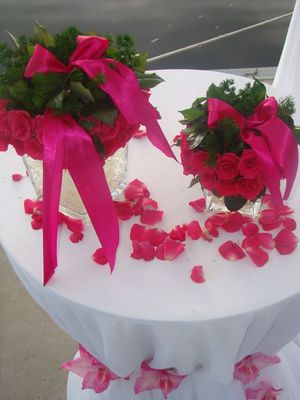 Оформление ыездной церемонии брака живыми цветами Днепропетровск